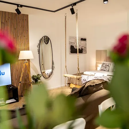 Hop & Lulu Park Apartman *