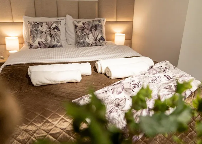 Hop & Lulu Park דירה